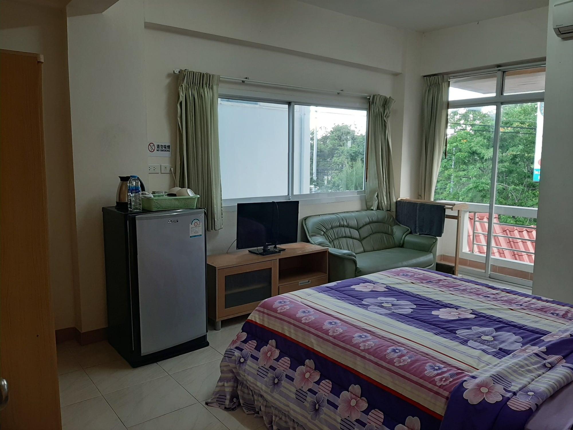 Vanlisut Hotel Ngamwongwan Nonthaburi Exteriör bild